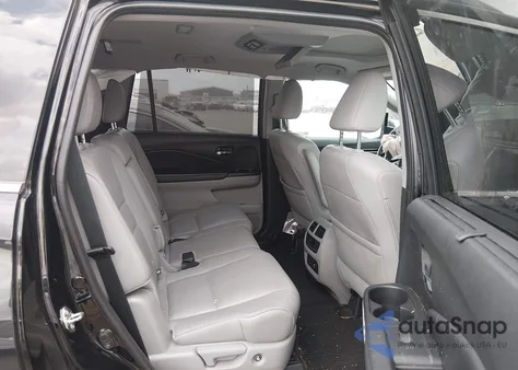 2017 Honda Pilot Touring из США, поврежденный, VIN 5FNYF6H92HB096461